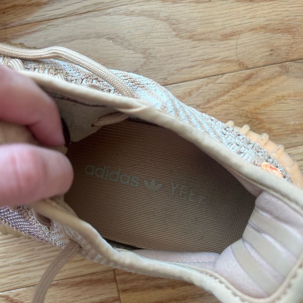 Yeezy Athletic Shoes in Tan and Purple - Picture 4 of 4